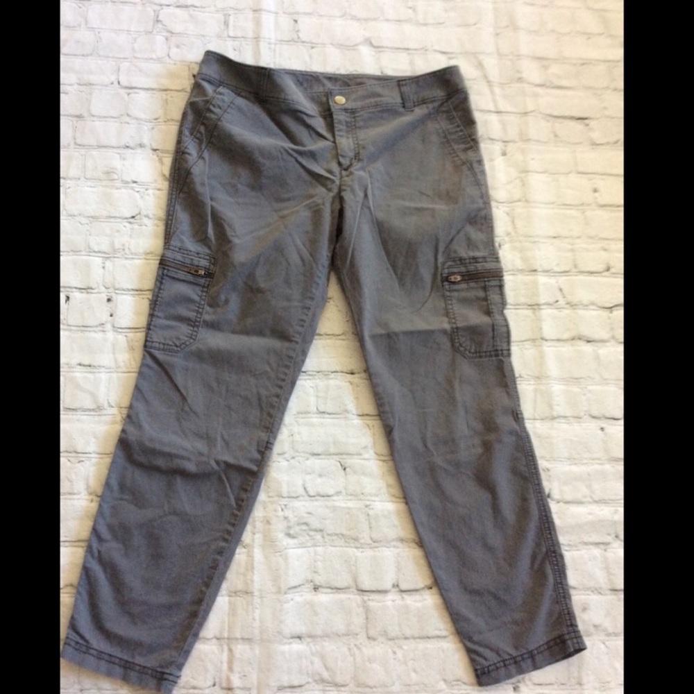 Athleta Light Sport size 10
